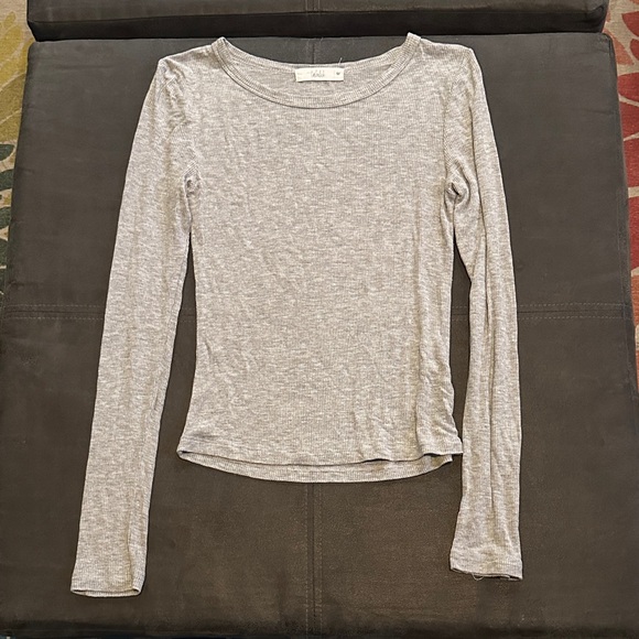 Talulah Heather Gray Long Sleeve Top - Picture 1 of 2